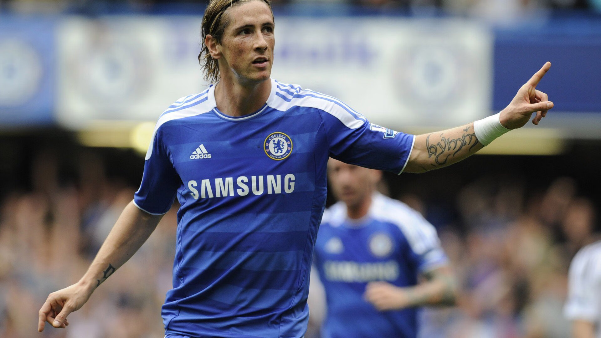 萨拉赫回归赛场，大胜首场状态亮眼，独行侠观众沸腾！